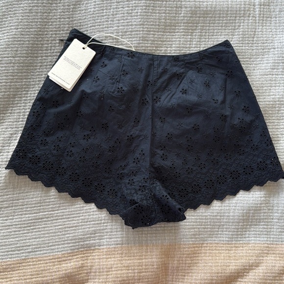 NWT Dôen Arbre Shorts - Picture 2 of 5
